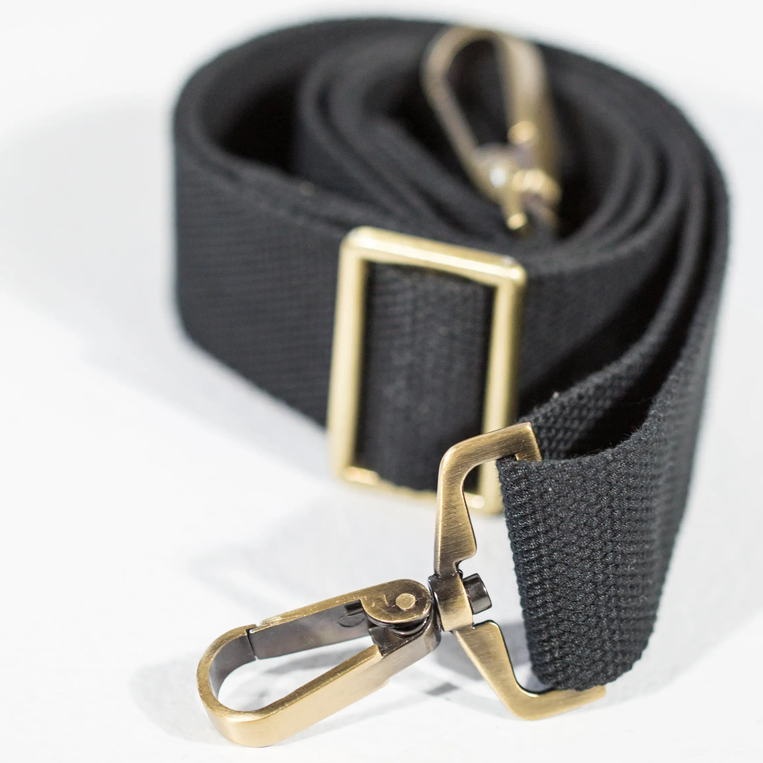 Pet Carrier - Midnight Mia Dog Carrier Strap by BK Atelier