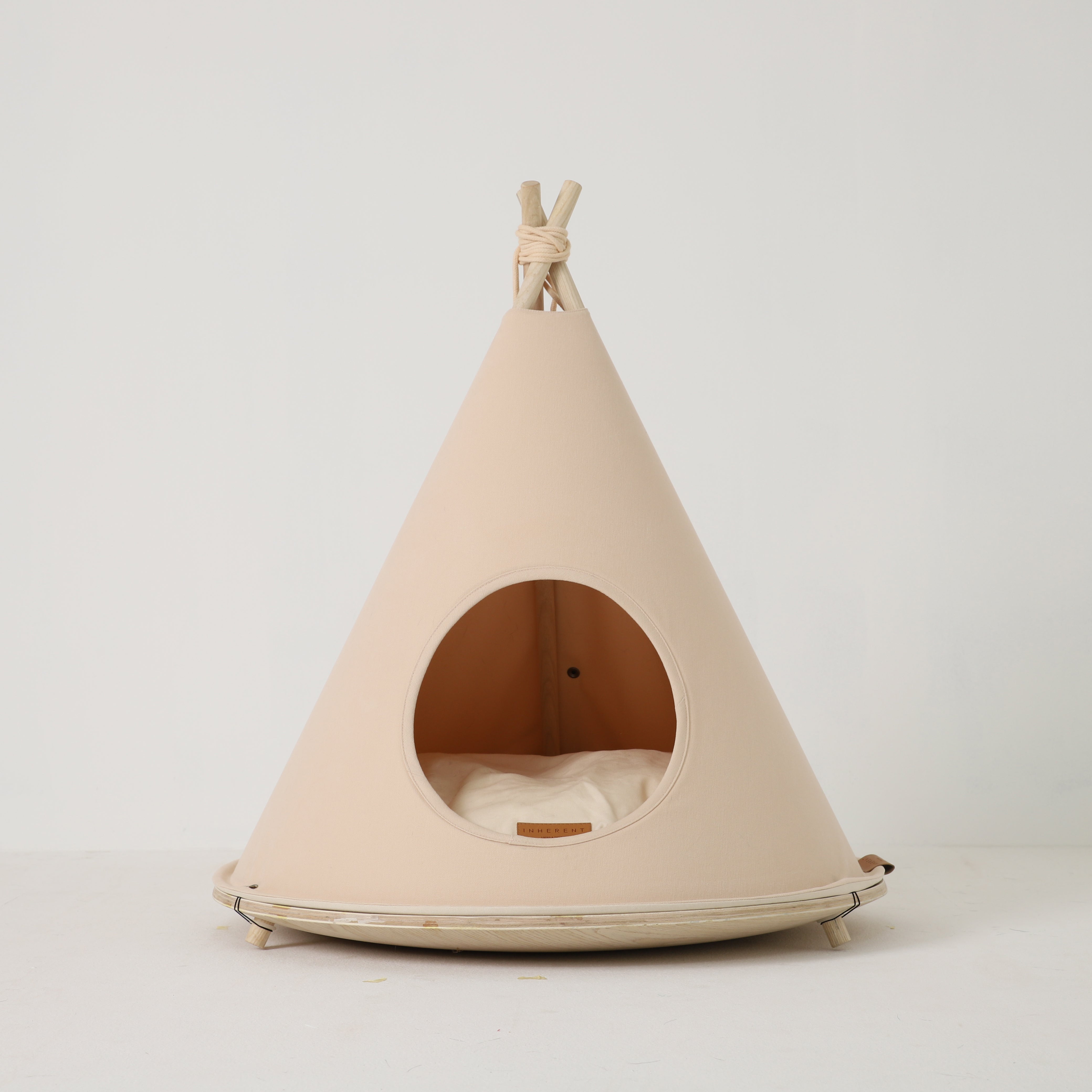 Pet Boutique - Dog Bed - Dog Teepee - Peach Modern Teepee Dog Tent by Pets So Good