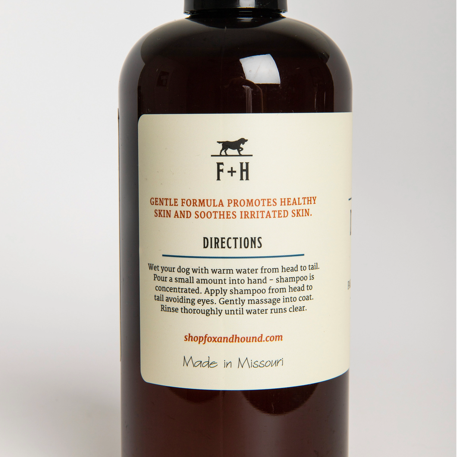 Pet Boutique - Dog Grooming - Bath and Body - Dog Shampoo + Conditioner: Argan & Amber by Fox + Hound