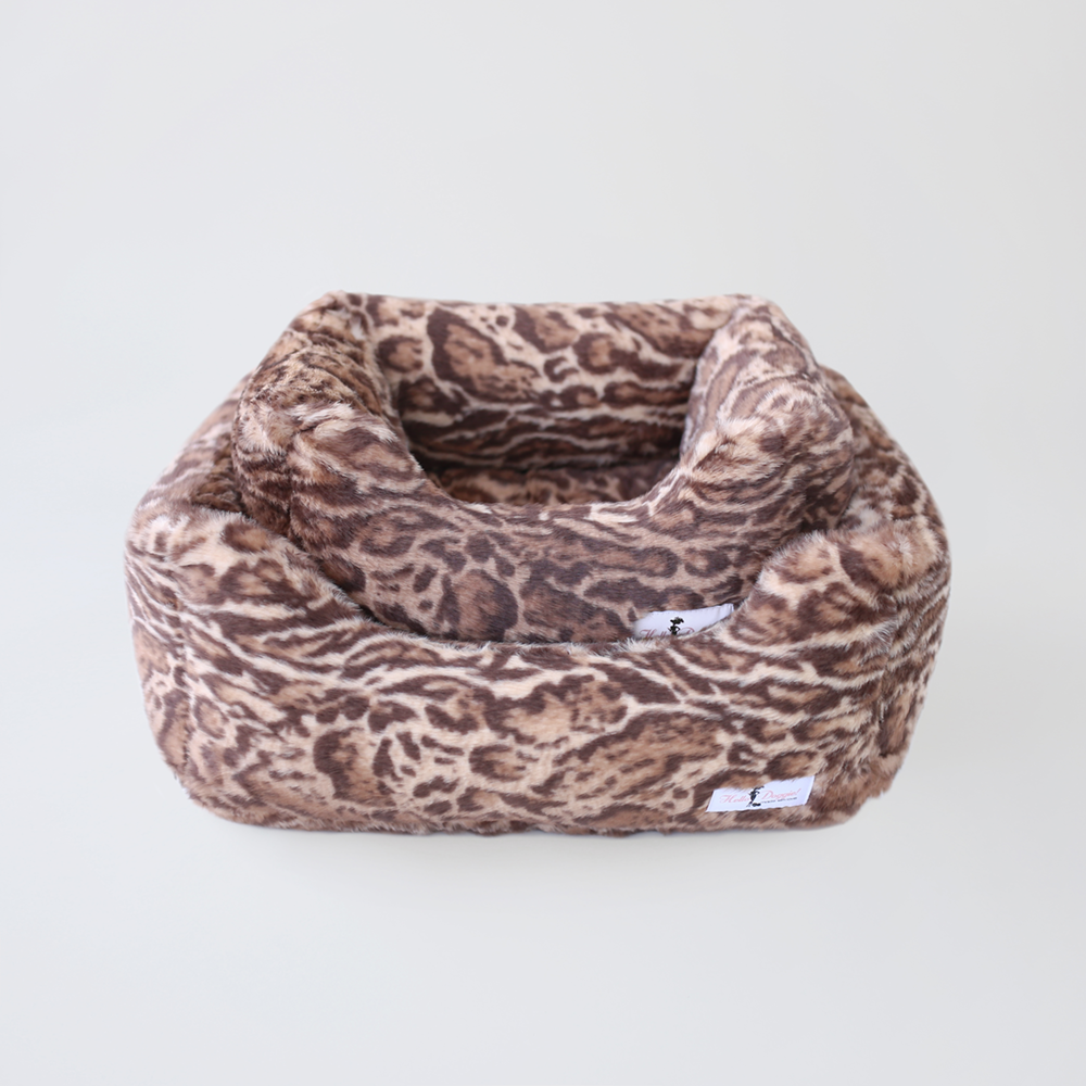 Pet Boutique - Designer Dog Beds - Hello Doggie - Jungle Cat Deluxe Dog Bed