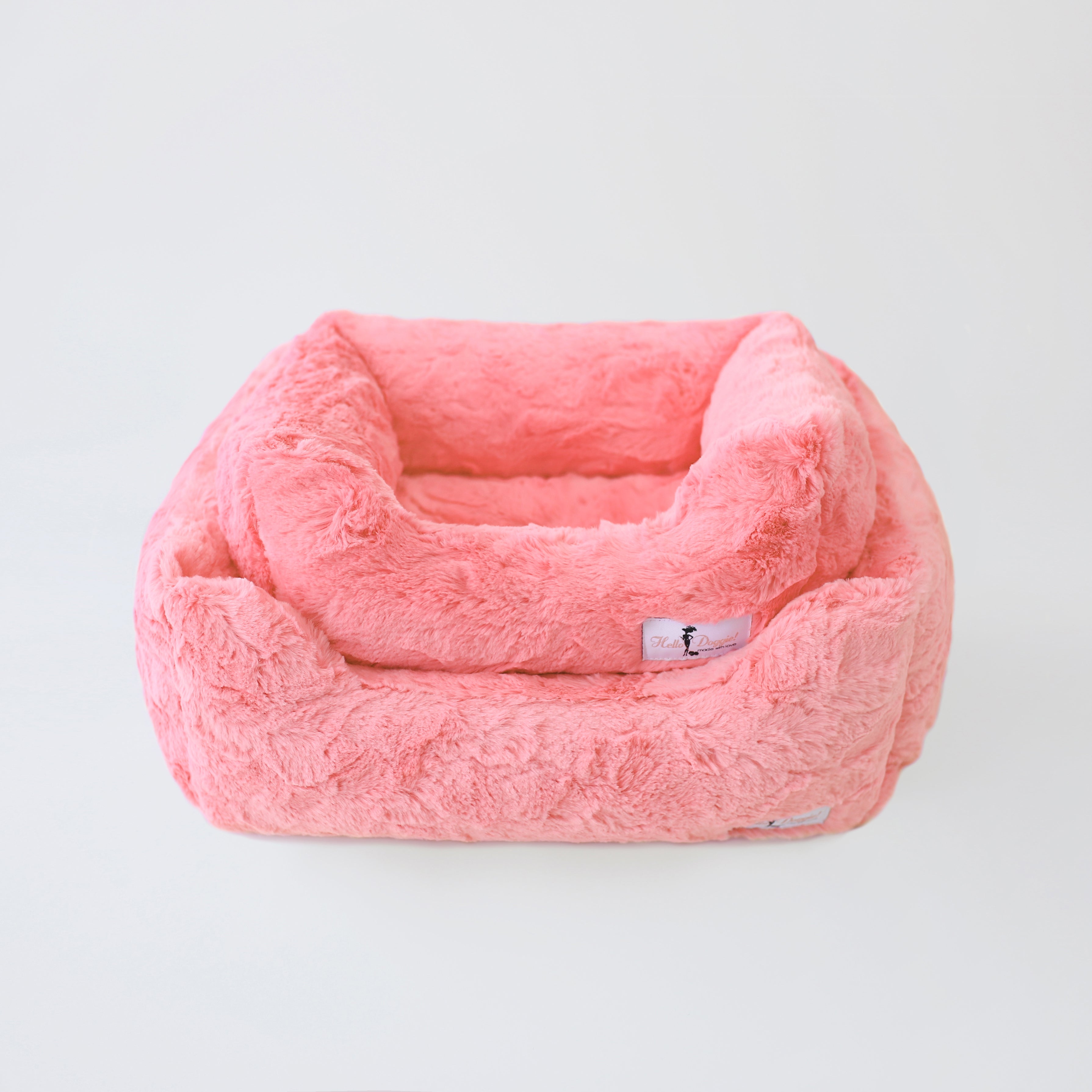 Cuddle Dog Bed: Peach