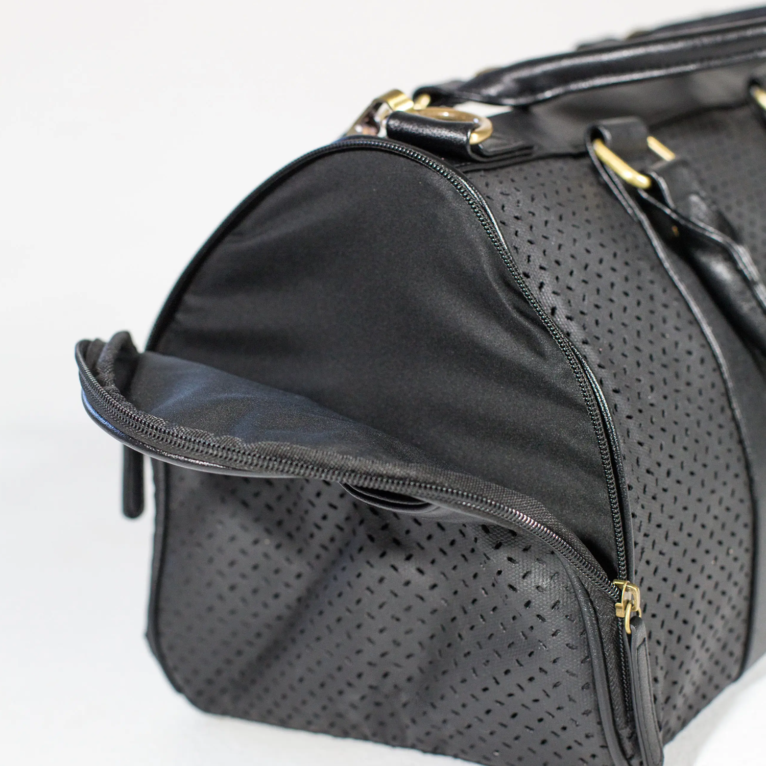 Pet Carrier - Midnight Mia Dog Carrier by BK Atelier
